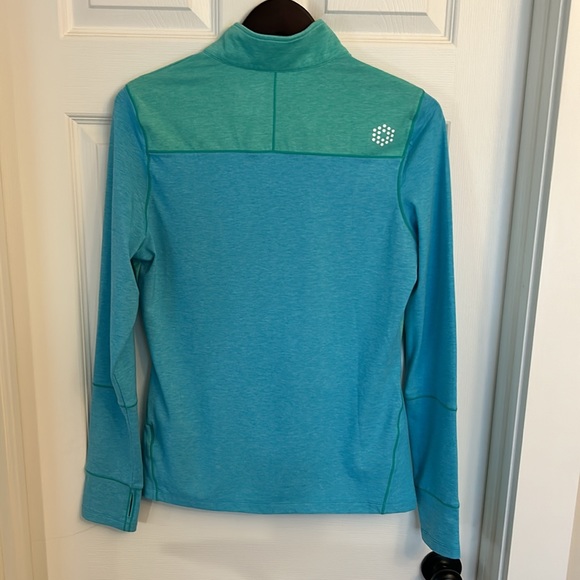 Puma Long Sleeve 3/4 Zip Top - NWOT - Picture 5 of 5